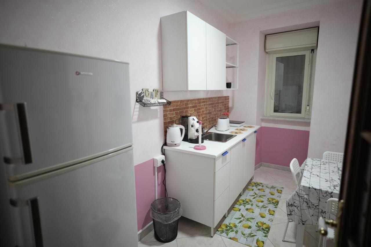 Casa Vacanze Madison Square ปาแลร์โม ภายนอก รูปภาพ